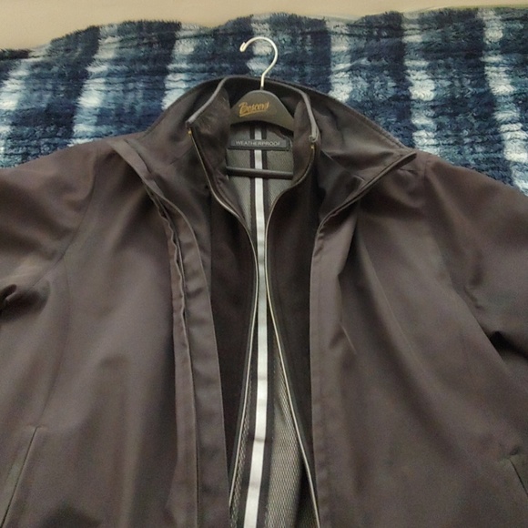 Weatherproof jacket - Picture 8 of 8